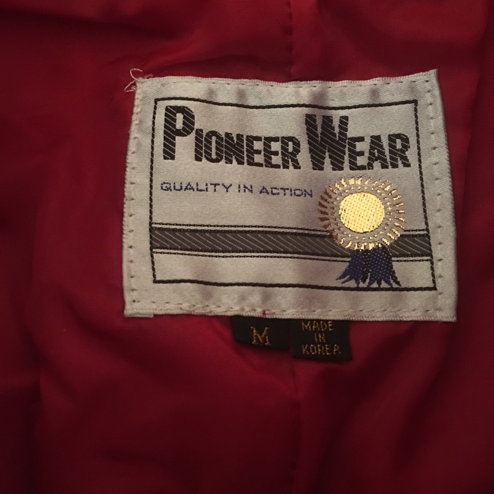 BEAUTIFUL VINTAGE SWEATER WITH LEATHER & FRINGE NWT - Picture 4 of 6